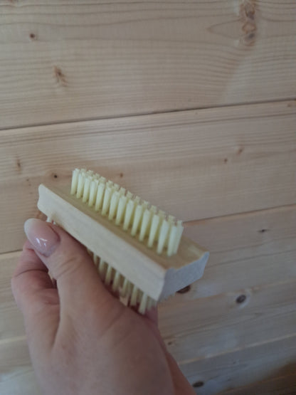 Bamboo Nail Brush with Plant Fibre Bristles &Keep