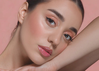 Organic Make up, Natural Makeup, LOLA Makeup, Makeup for Sensitive Skin, Bronzer, Foundation, Blusher, Waterproof Mascara, Primer, Setting Spray, Finishing Spray