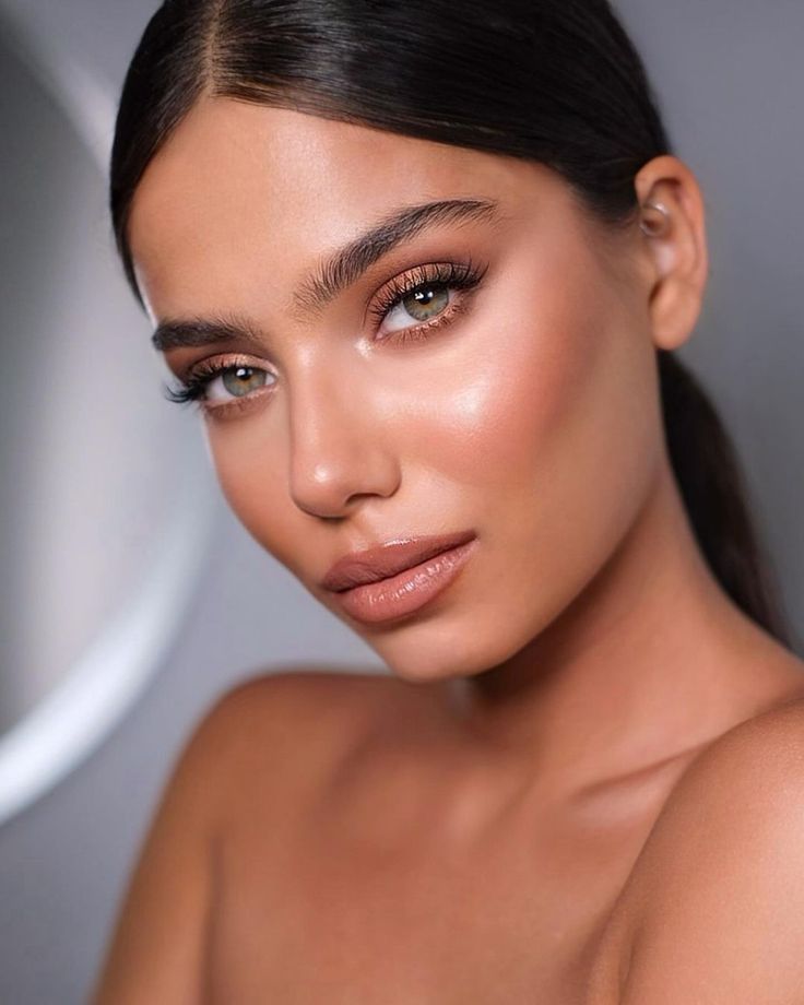 Organic Make up, Natural Makeup, LOLA Makeup, Makeup for Sensitive Skin, Bronzer, Foundation, Blusher, Waterproof Mascara, Primer, Setting Spray, Finishing Spray